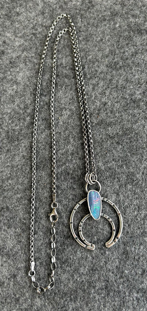 Modern Naja Pendant Necklace with Opal
