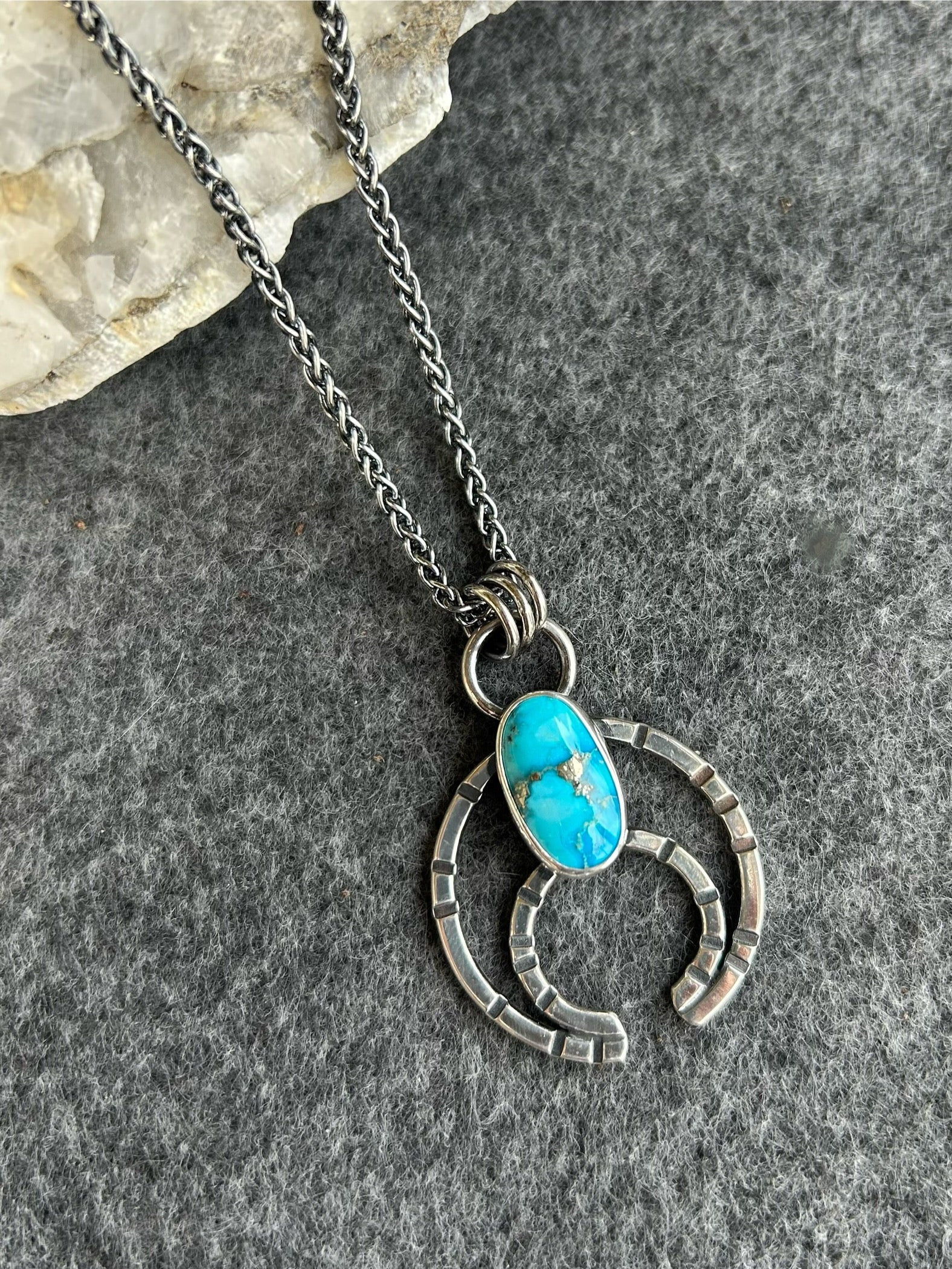 Modern Naja Pendant Necklace with Turquoise